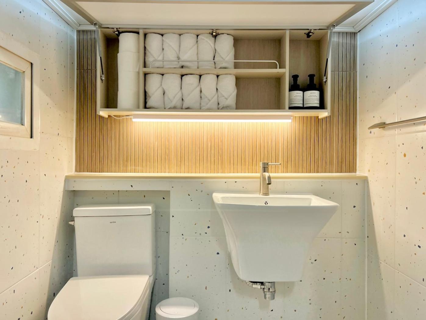 Apartment #new #seoul #hongdae #3bds #1ba #private #1fl Sabrina In Yeonnam *