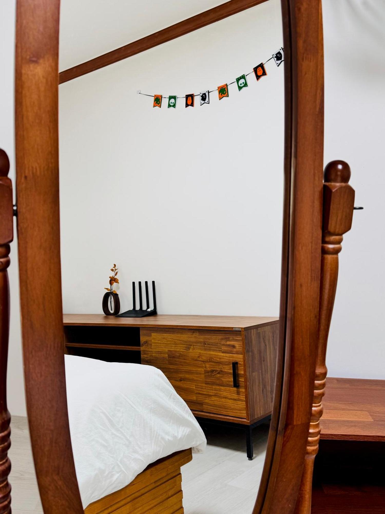 #new #seoul #hongdae #3bds #1ba #private #1fl Sabrina In Yeonnam Apartment